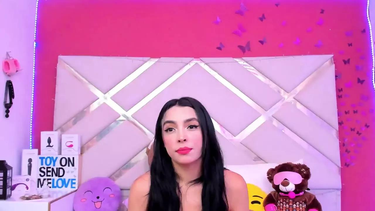 SaraSstonee on Streamray 