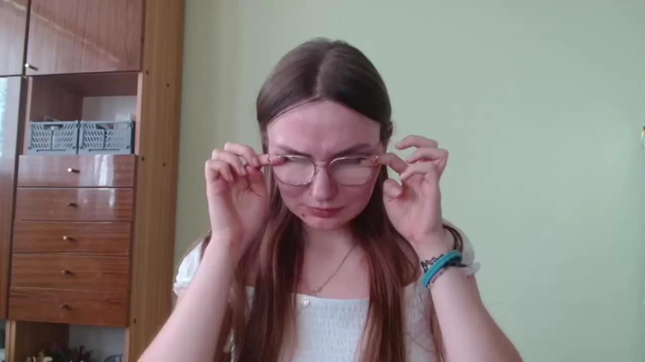 tastyELLYY on Streamray 