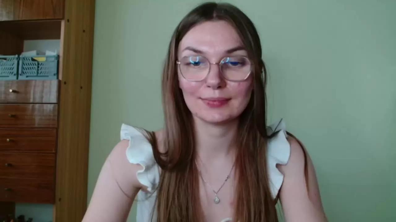 tastyELLYY on Streamray 