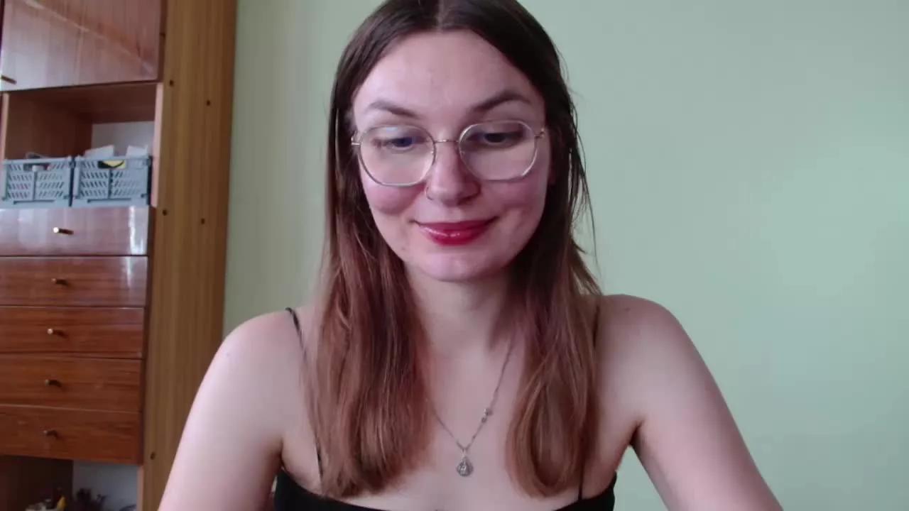 tastyELLYY on Streamray 