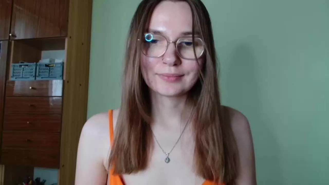 tastyELLYY on Streamray 