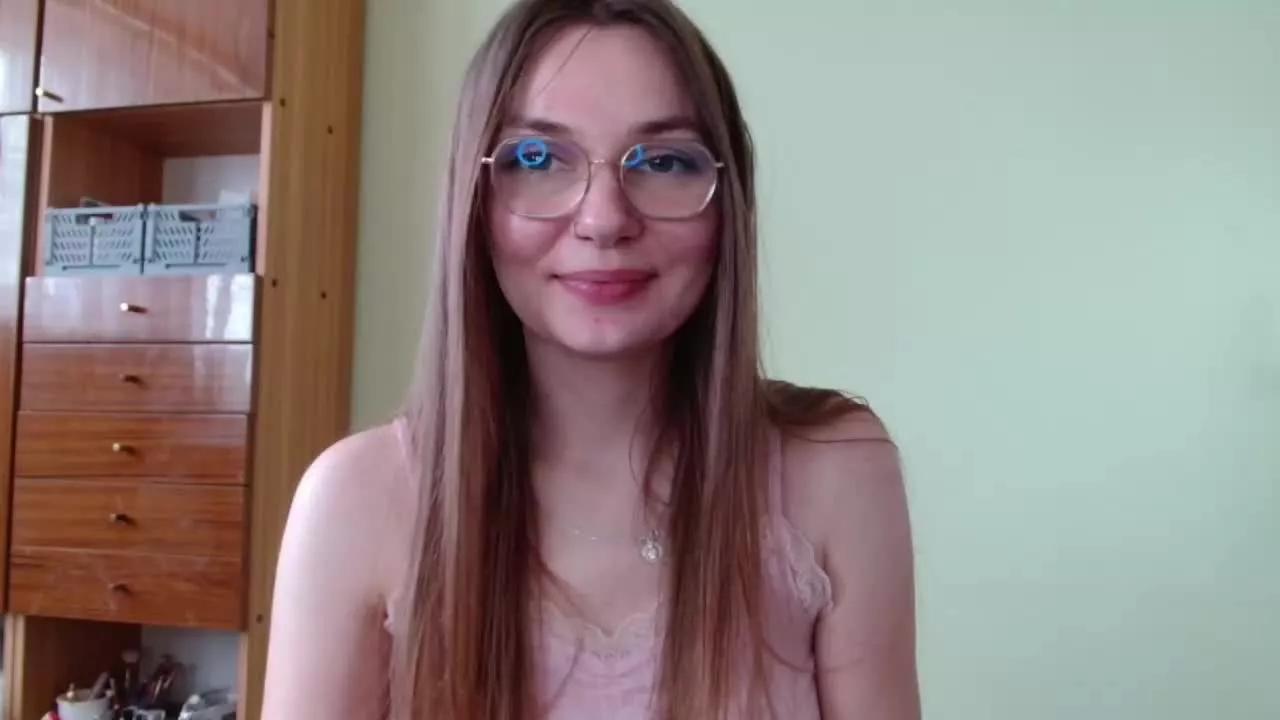 tastyELLYY on Streamray 