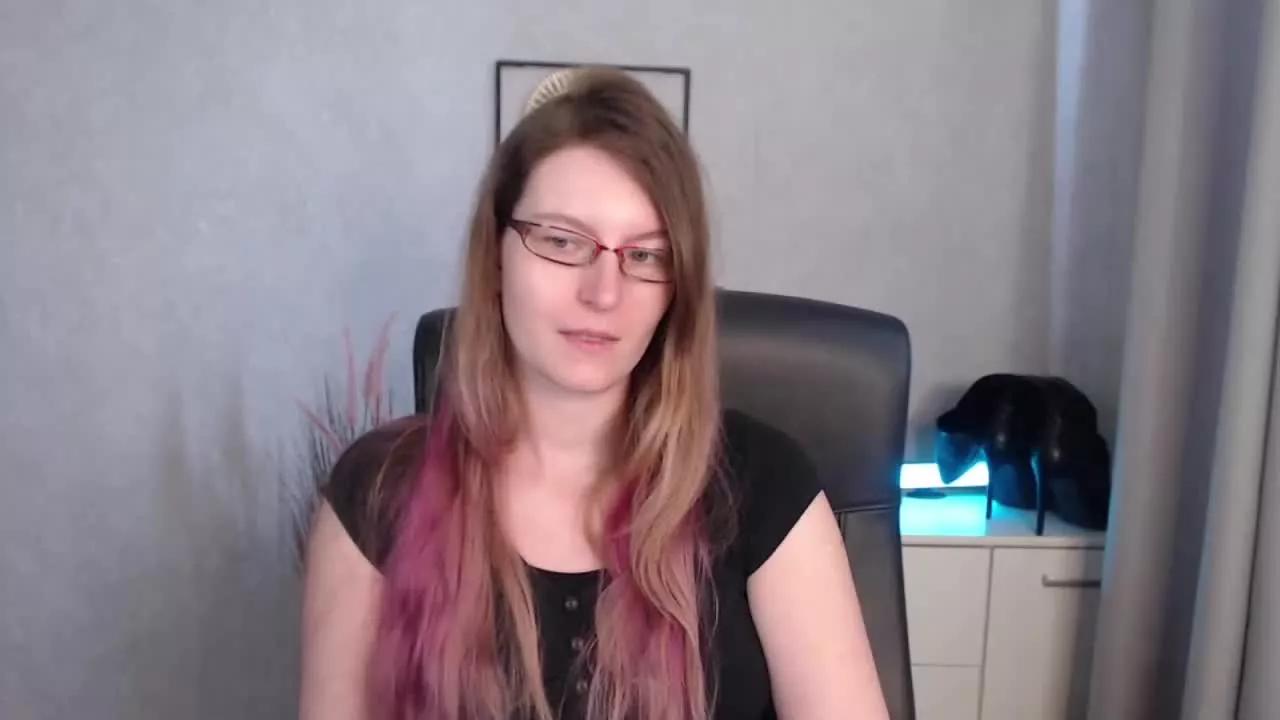 tastyEmma on Streamray 