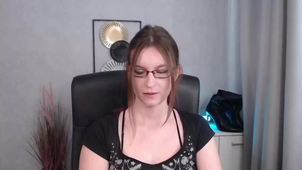 tastyEmma on Streamray 