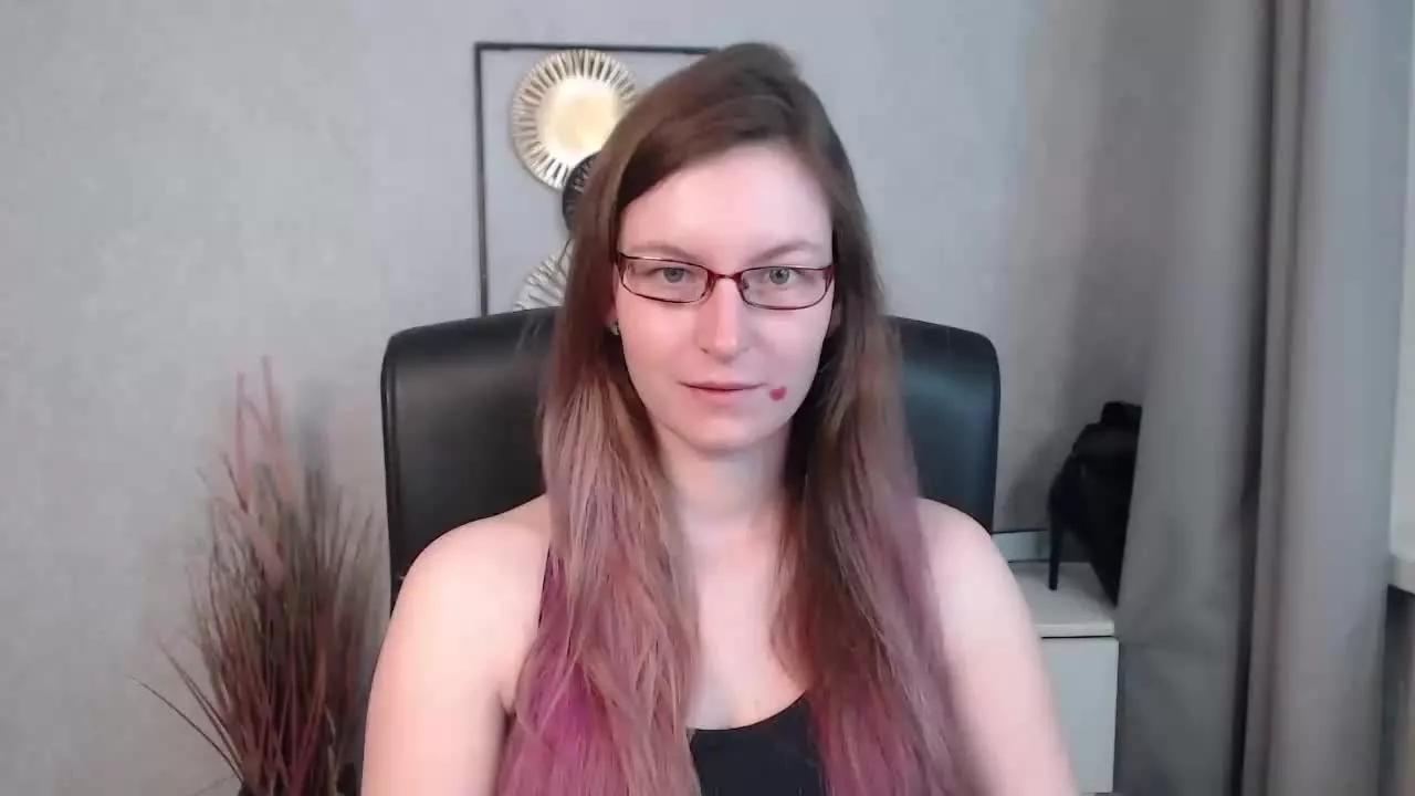tastyEmma on Streamray 