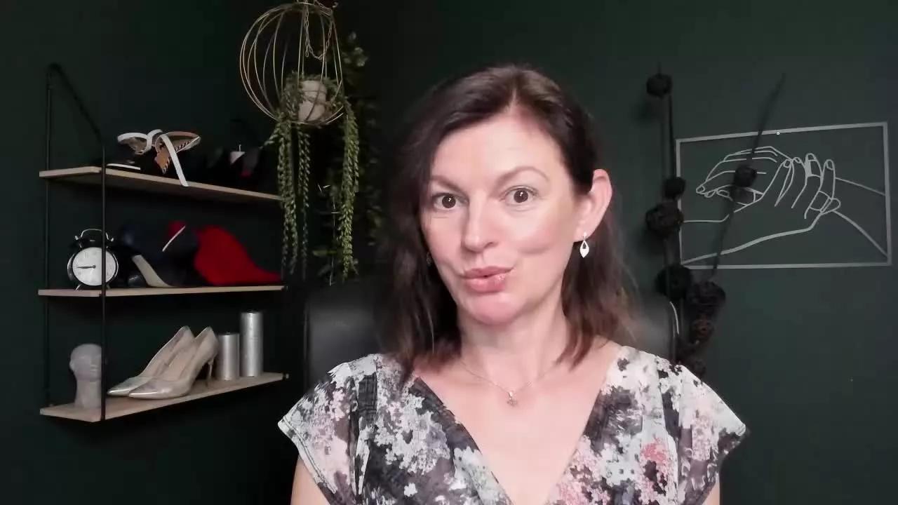 VivianTasty on Streamray 