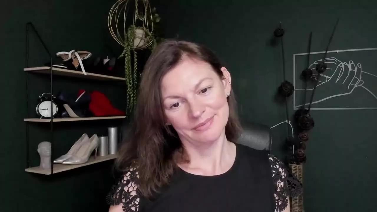 VivianTasty on Streamray 