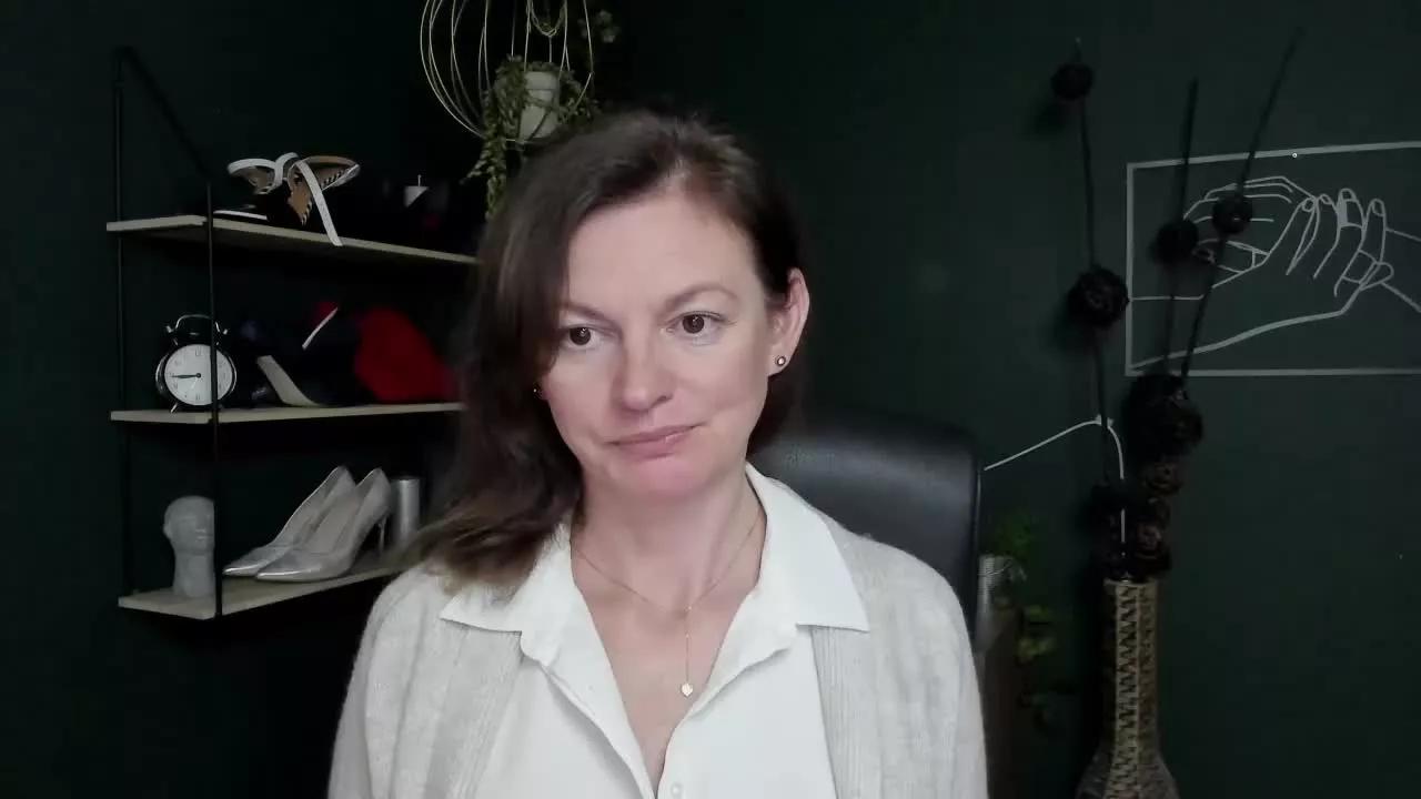 VivianTasty on Streamray 