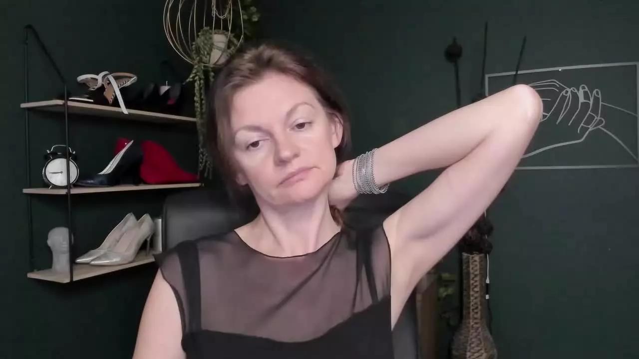 VivianTasty on Streamray