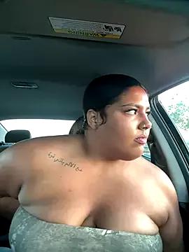 1n0nlythroat on StripChat 