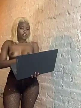 21shazzy on StripChat