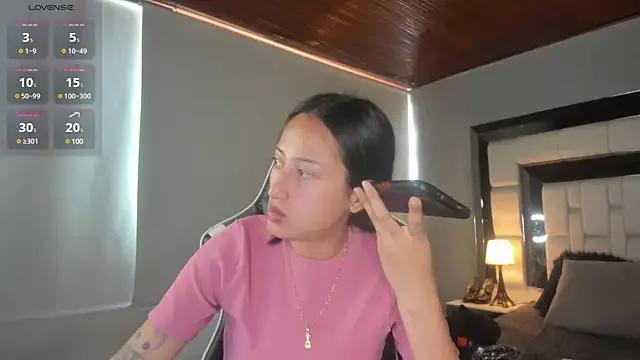Adhara7 on StripChat 