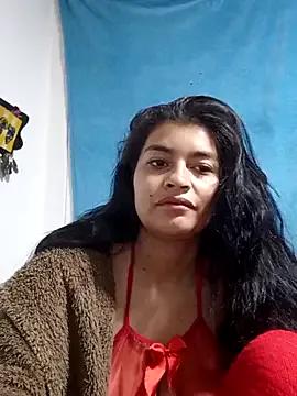 AlanaHotxx on StripChat