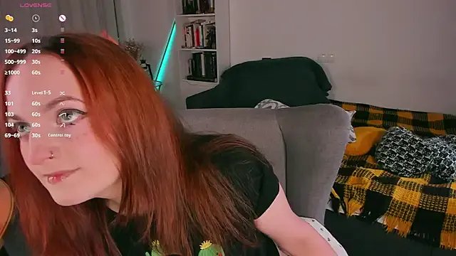 Alice_CutePerv on StripChat