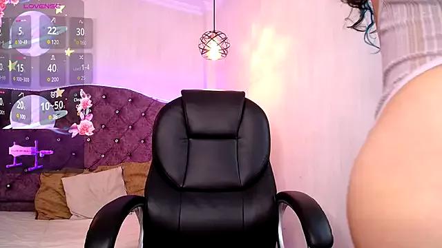 Amara_Davis on StripChat 