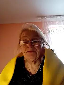 AmyLove353 on StripChat