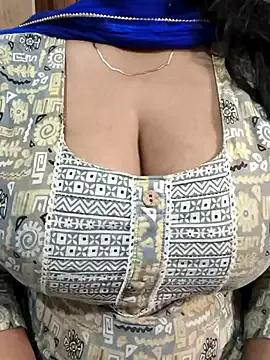 Anamika_Kapoor on StripChat 