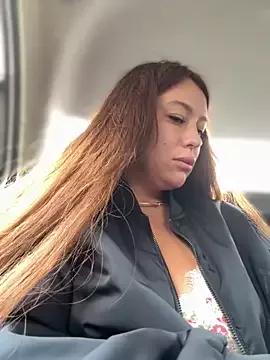 AndreaMood — Squirt+twerk and bite tits