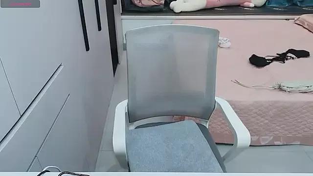Anna-688 on StripChat 