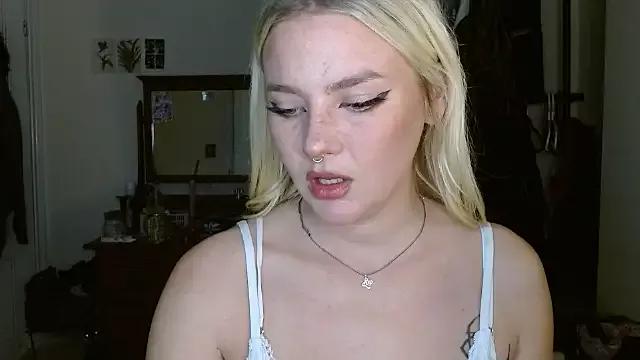 StripChat April_LoveUK is Freechat April_LoveUK — whip my lil ass til its red raw