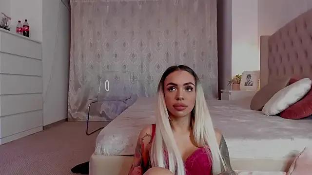 AprilHadid — Warm me up nicely  3m ctrl