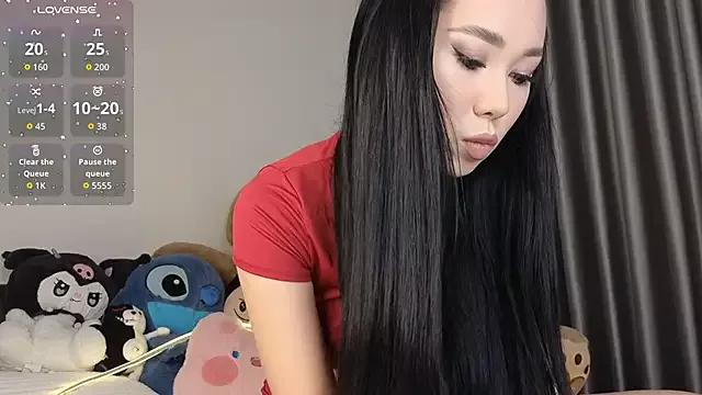 asianqueeny on StripChat 