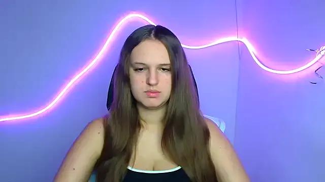 Aurora_White on StripChat
