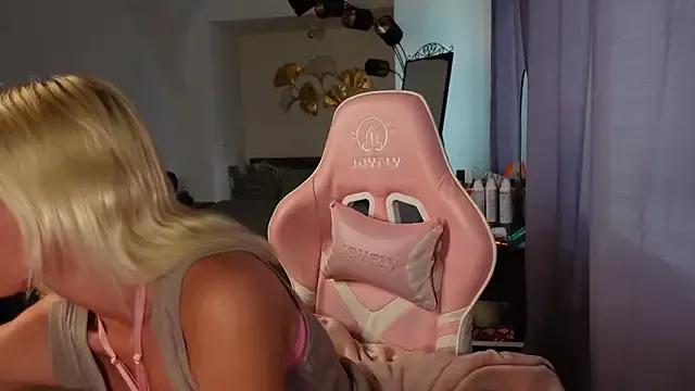 barbiplaymate on StripChat 