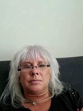 Bell_zz on StripChat 