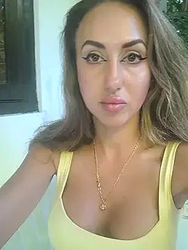 Bella-Grace on StripChat 