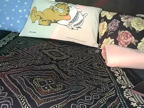 Bella_cute01 on StripChat 
