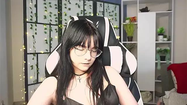 BereniceBattersby on StripChat 