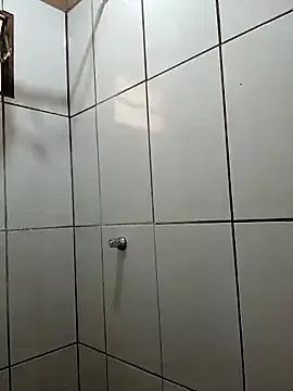 Bigostosa — Sem calcinha plugadinha 