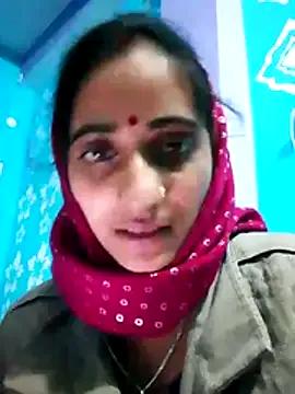 bold-couple on StripChat