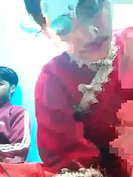 bold-couple on StripChat