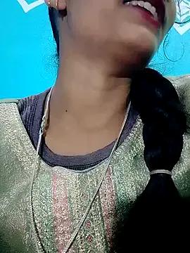 bold-couple on StripChat