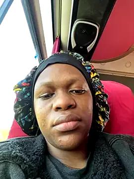 Boneca25 on StripChat