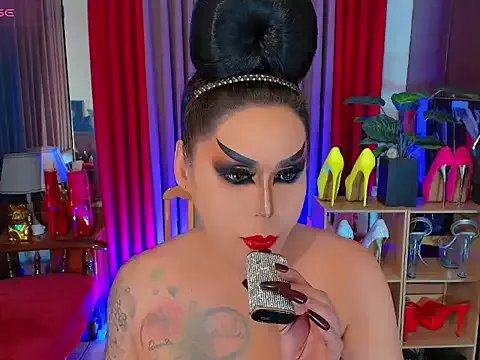 bubblebuttkate on StripChat 