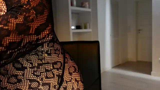 carla_italian on StripChat