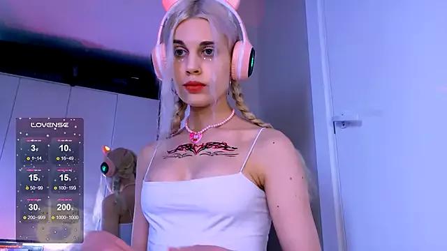 carmen_crybaby on StripChat