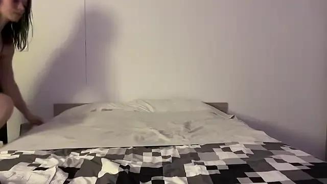 Caro669 on StripChat