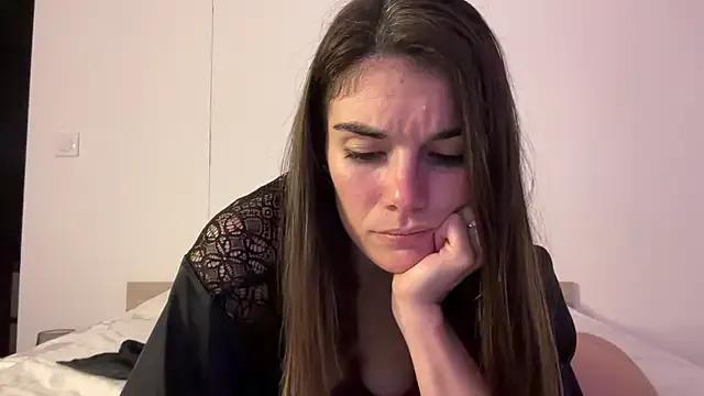 Caro669 on StripChat