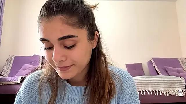 CasandraMoleski on StripChat