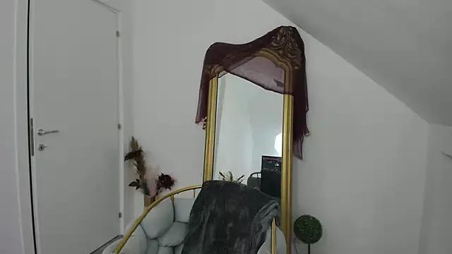 Cassyanna on StripChat