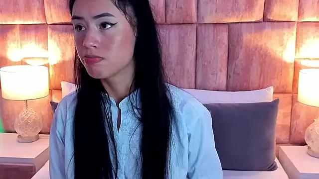 CataleyaRicci on StripChat 