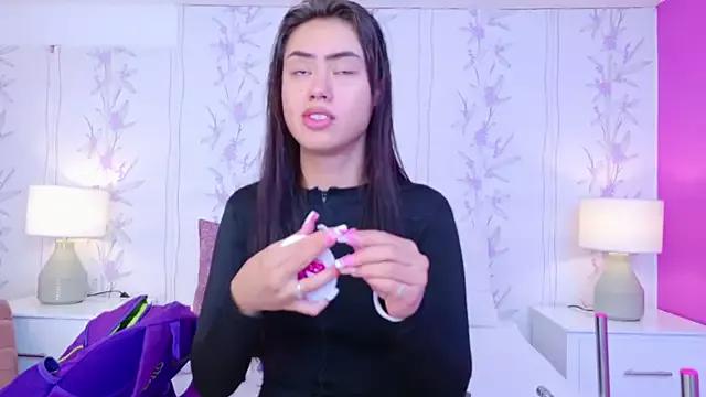 CataleyaRicci on StripChat 