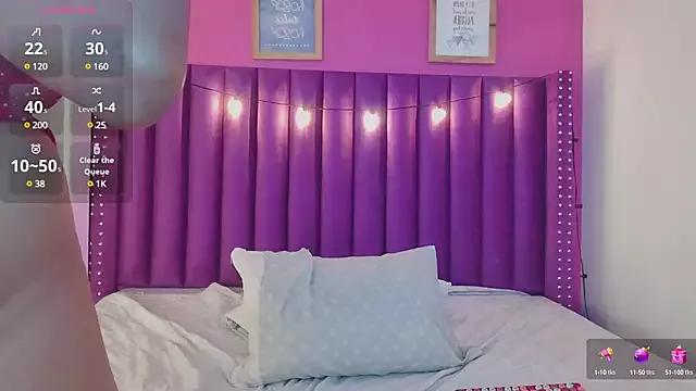 cattaleeyaa on StripChat 