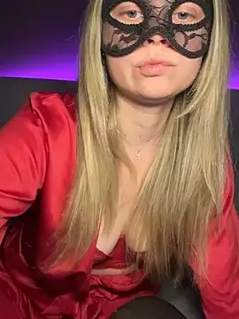 Cherrycolada on StripChat