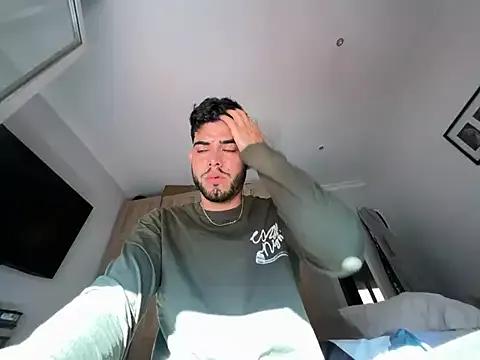 Chicos_defiesta on StripChat 