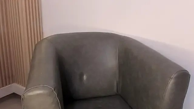 daiana_curly on StripChat 